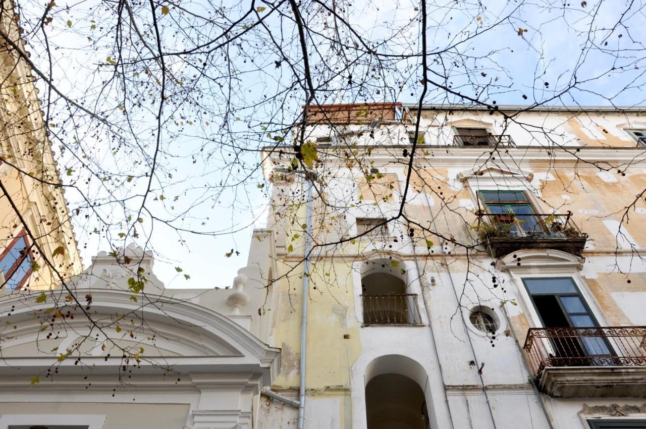 Design & History Suite Салерно Екстериор снимка
